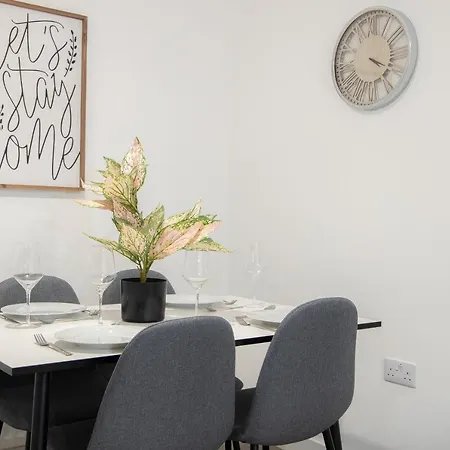Smith House 1&2 Bed Apts Near Brindley Place, Canals, Bhm Arena, Broad St, Free Parking By Opulent Apartamento *
